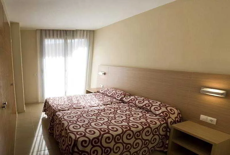 Trimar Viviendas Turisticas Vacacionales Apartamentos Льорет-де-Мар 5*,